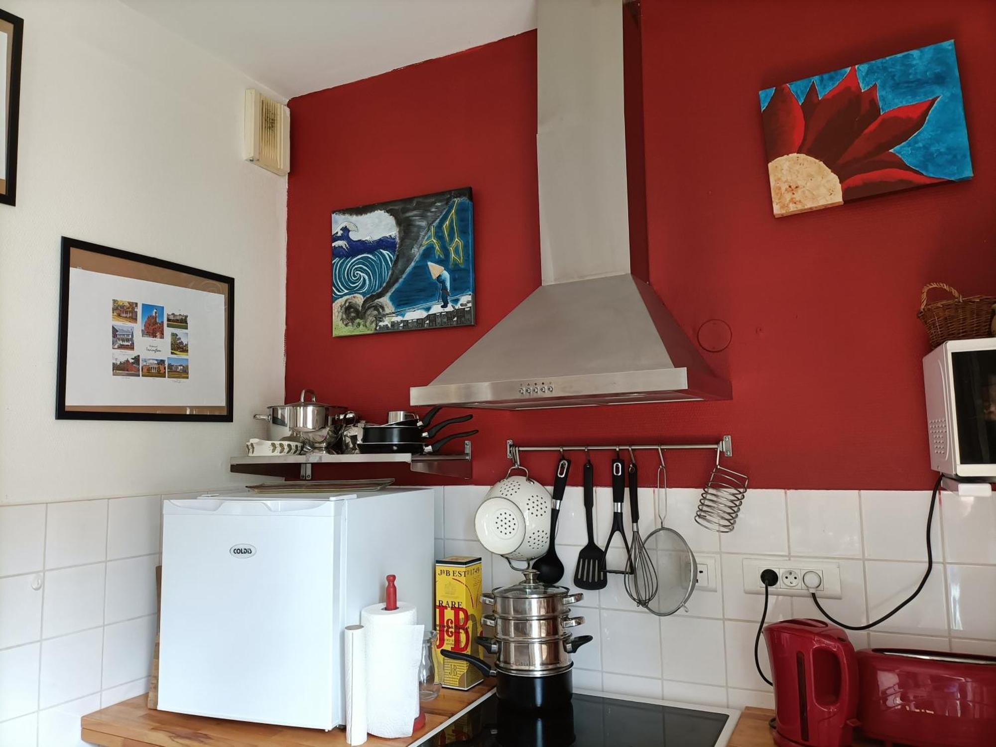 Le Cheval Blanc La Chartre Sur Le Loir Apartman Kültér fotó