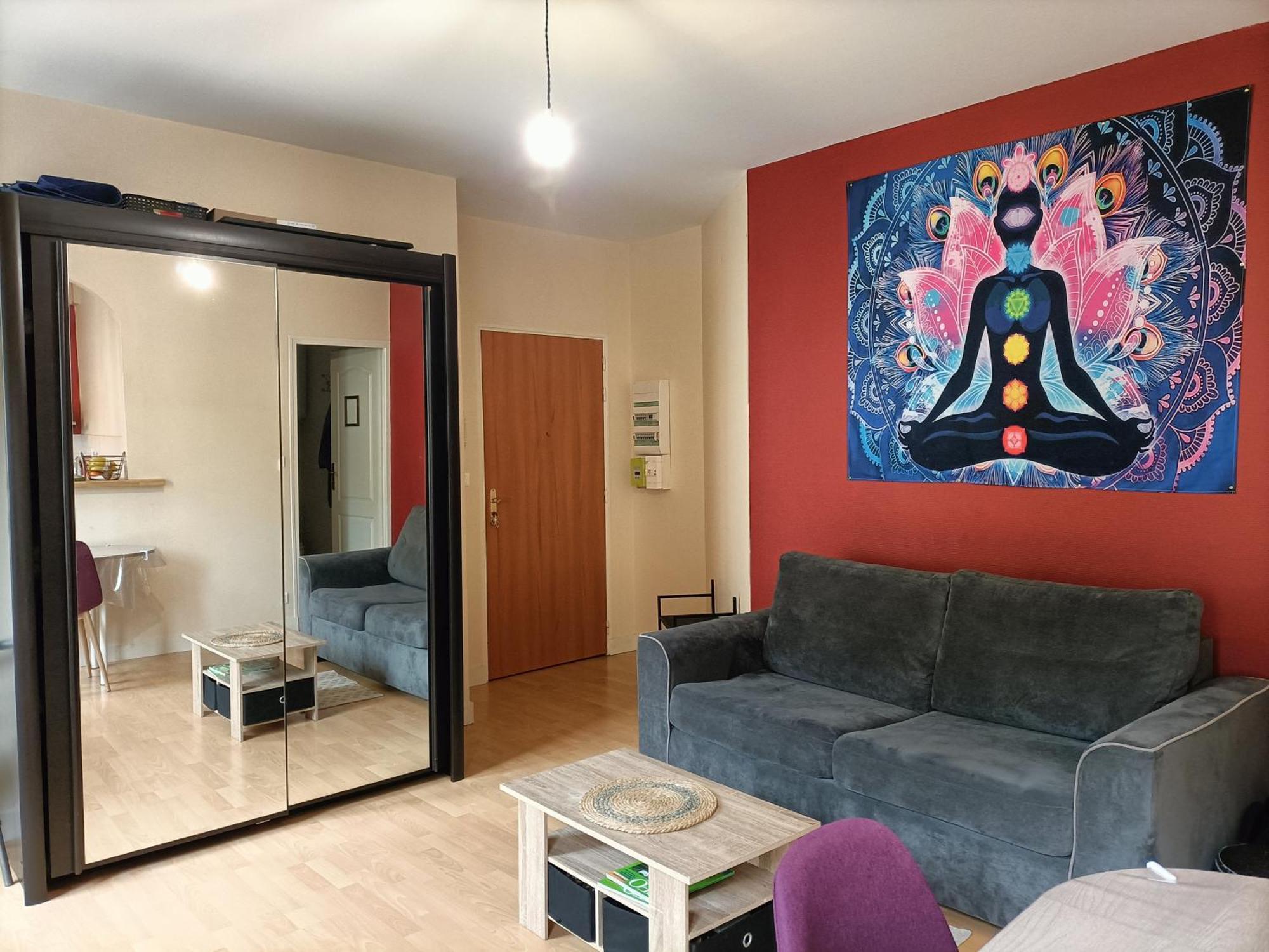 Le Cheval Blanc La Chartre Sur Le Loir Apartman Kültér fotó